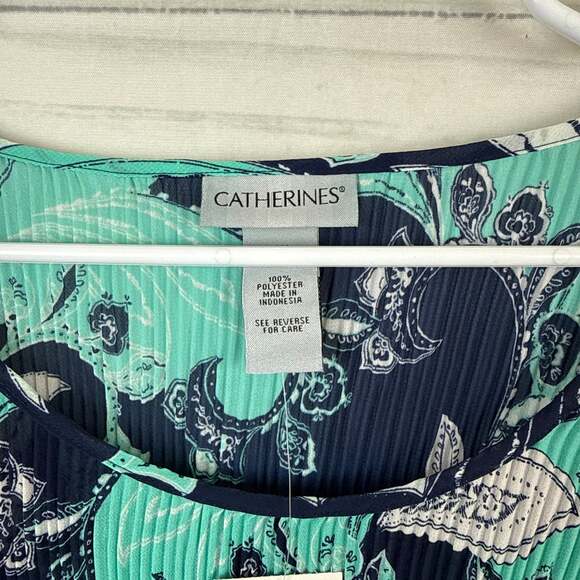 Catherine 3x blouse sheer light weight - Picture 4 of 5